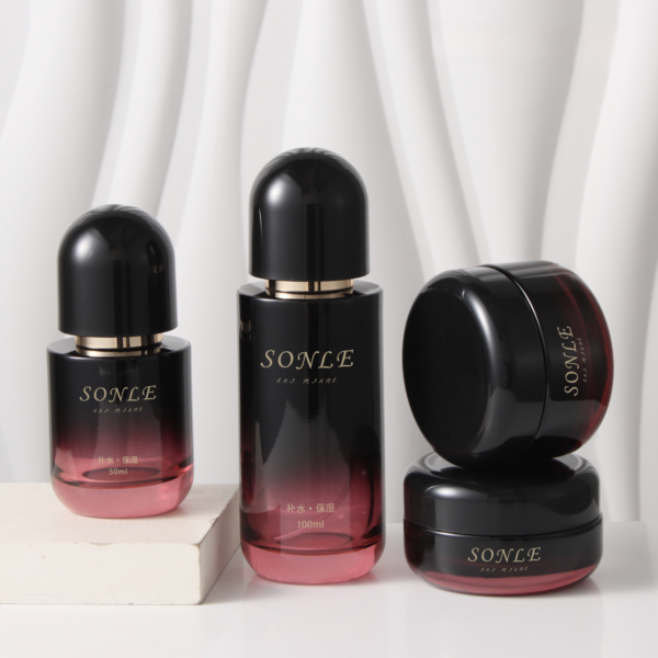 Cloud Elegance Series Skincare Set – product image 3